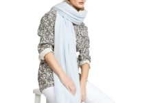 Cashmere Scarf 10 Most Luxurious Looking Scarf Trends for Women - 12