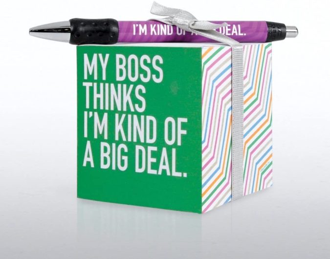 Employee-Gift-Set-675x530 25 Best Employee Gifts Ideas They Will Actually Need