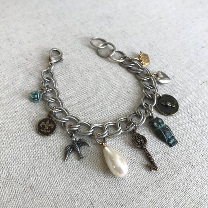 +30 Hottest Jewelry Trends to Follow 25 Heirloom Inspired Jewelry bracelet +30 Hottest Jewelry Trends to Follow - 25