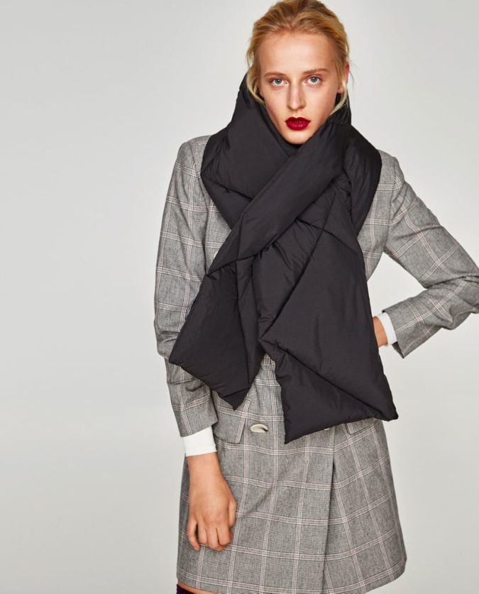 Puffer-scarves-675x837 10 Most Luxurious Looking Scarf Trends for Women in 2021