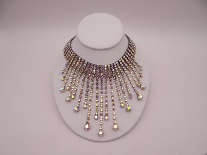 Rhinestone Necklace jewelry +30 Hottest Jewelry Trends to Follow - 43
