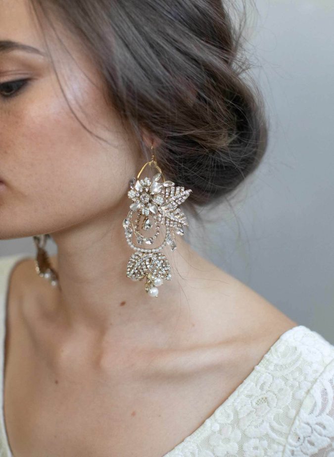 jewelry Chandelier Earrings +30 Hottest Jewelry Trends to Follow - 22