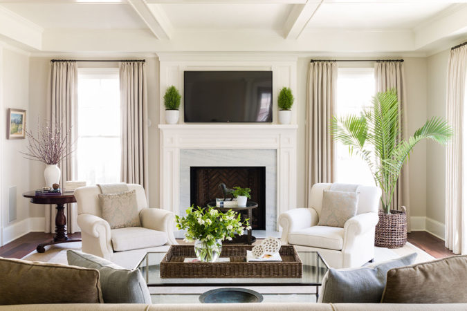 25 Stunning Interior Decorating Ideas for Sunrooms 29 living room with large windows sunroom 25 Stunning Interior Decorating Ideas for Sunrooms - 29