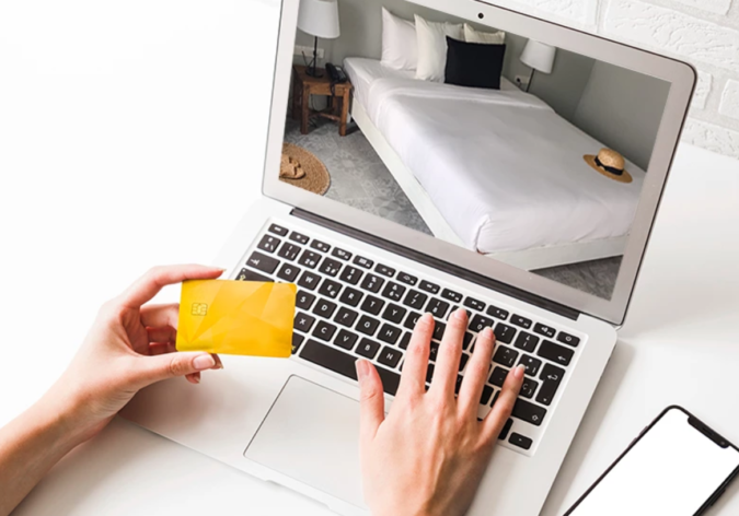 How to Choose Bedroom Furniture and Decor 10 mattress shopping online How to Choose Bedroom Furniture and Decor - 10