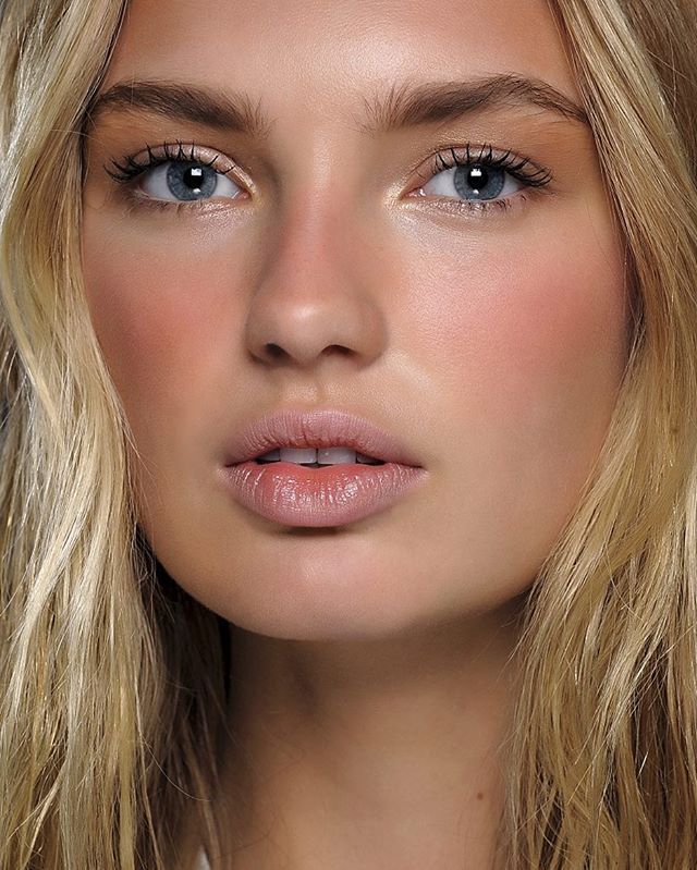 15 Most Fabulous Makeup Trends to Be More Gorgeous 35 natural 15 Most Fabulous Makeup Trends to Be More Gorgeous - 35