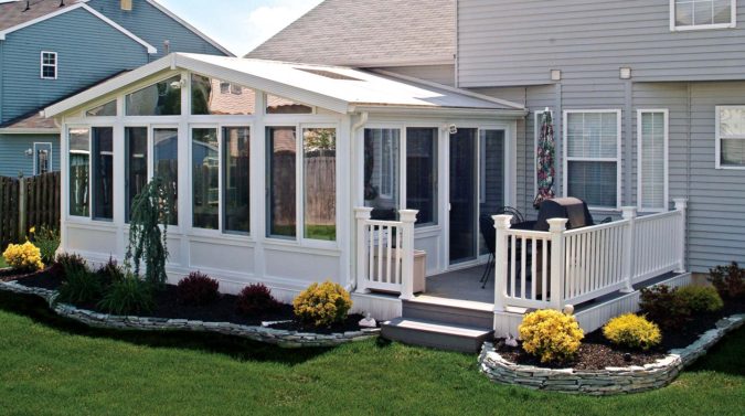 25 Stunning Interior Decorating Ideas for Sunrooms 41 outdoor sunroom 25 Stunning Interior Decorating Ideas for Sunrooms - 41