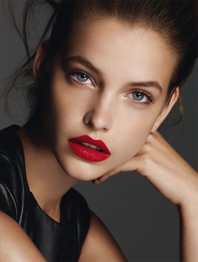 red lips 15 Most Fabulous Makeup Trends to Be More Gorgeous - 27