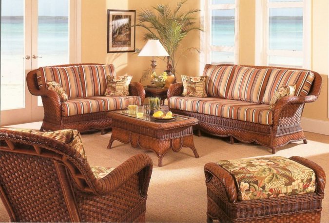sunroom-with-wicker-furniture-675x458 25 Stunning Interior Decorating Ideas for Sunrooms