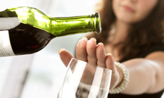 How To Prevent Premature Aging of Skin 11 Avoid Alcohol How To Prevent Premature Aging of Skin - 11