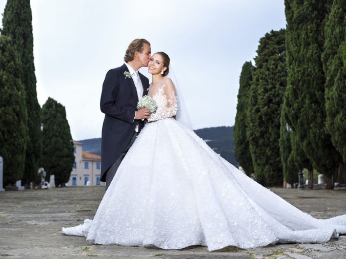 Crystal gown 1 15 Most Expensive Celebrity Wedding Dresses - 9