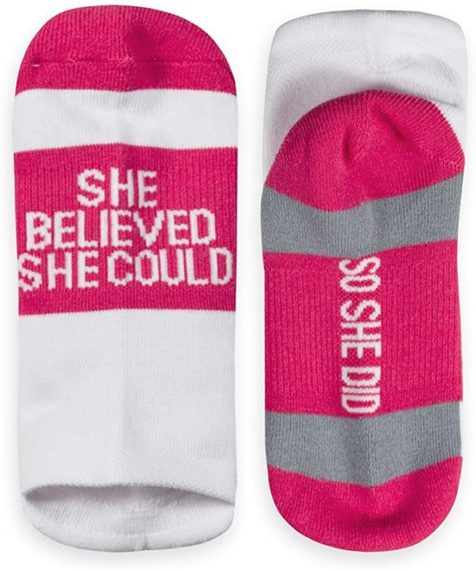 10 Motivational Gifts for Friends Who Need a Present 11 Inspirational Running Socks 10 Motivational Gifts for Friends Who Need a Present - 11