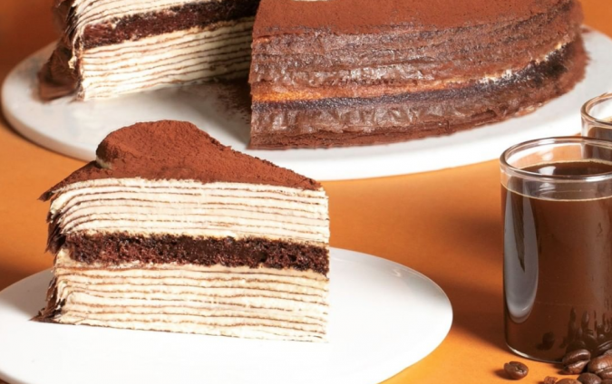 Lady M cakes. Top 20 Most Delicious and Popular Cakes in the USA - 13