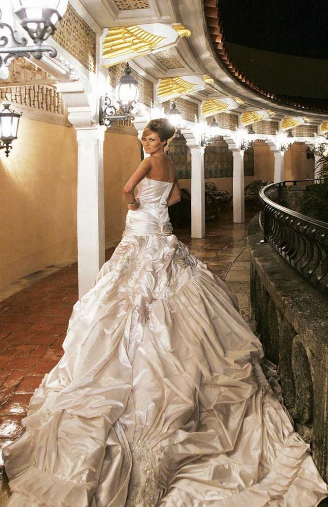 Melania-Trumps-dress.-675x1044 15 Most Expensive Celebrity Wedding Dresses