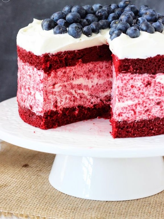 Red-Velvet-Ice-Cream-Cake. Top 20 Most Delicious and Popular Cakes in the USA