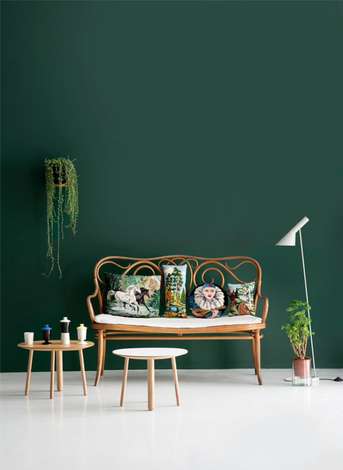 home-decor-olants-green-wall-675x924 Affordable Interior Design Tips to Make Your Home Look Luxurious