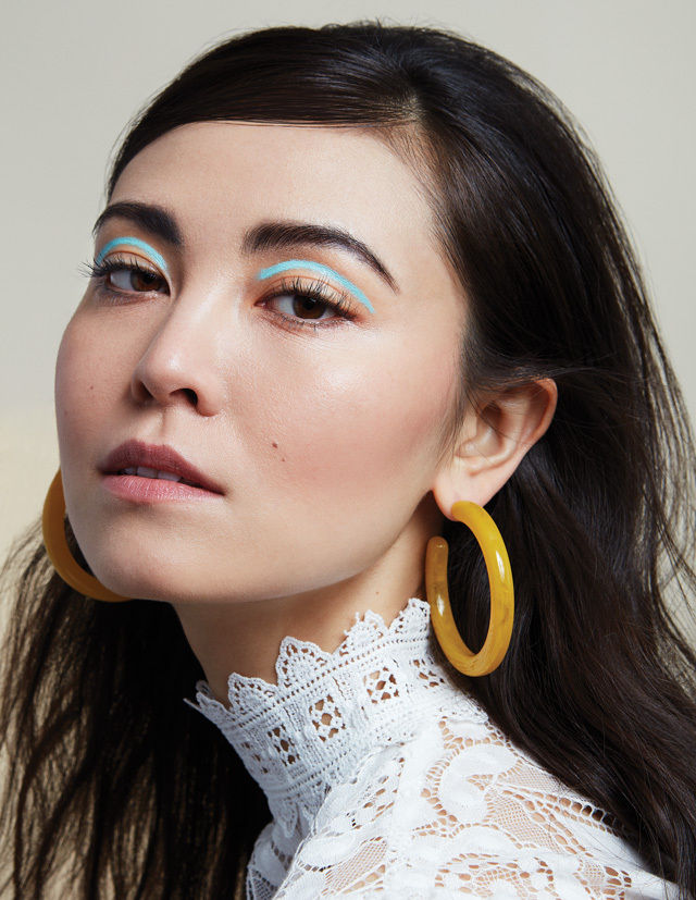 Best 10 Colorful Face Makeup Looks to Try 12 Floating Eyeliner.. 2 Best 10 Colorful Face Makeup Looks to Try - 12