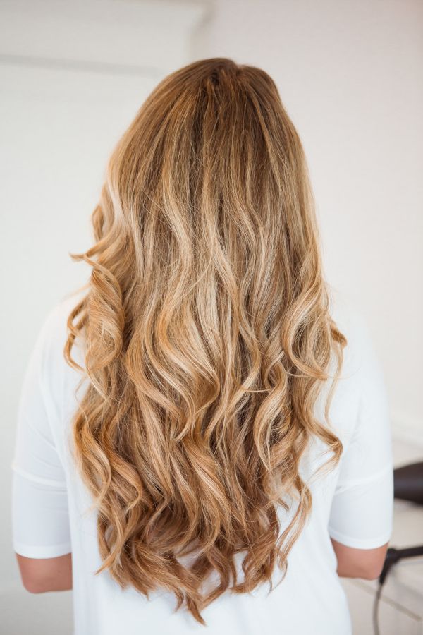 25 Best Trendy Hairstyles for Women over 40 to Look Younger 46 Loose Curls.. 25 Best Trendy Hairstyles for Women over 40 to Look Younger - 46