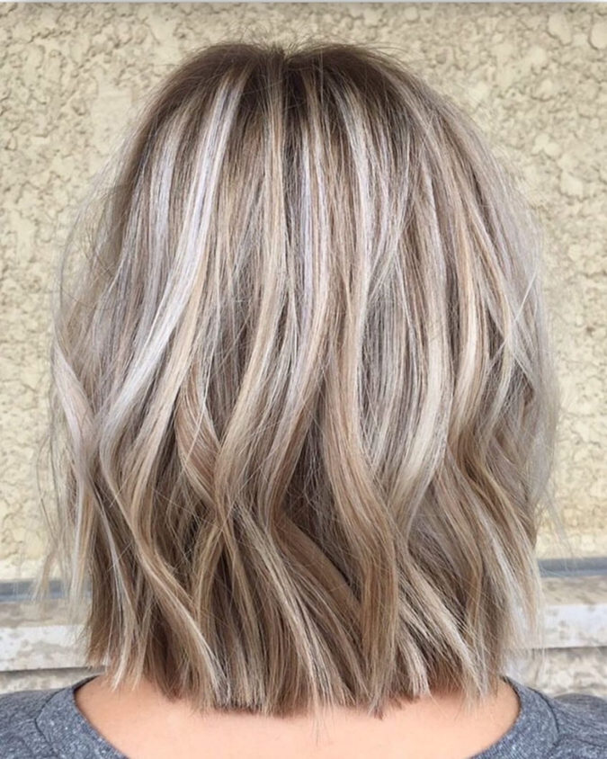 The-Blonde-gray-hair.-675x844 32 Amazing Hairstyles for Women Over 60 to Look Younger