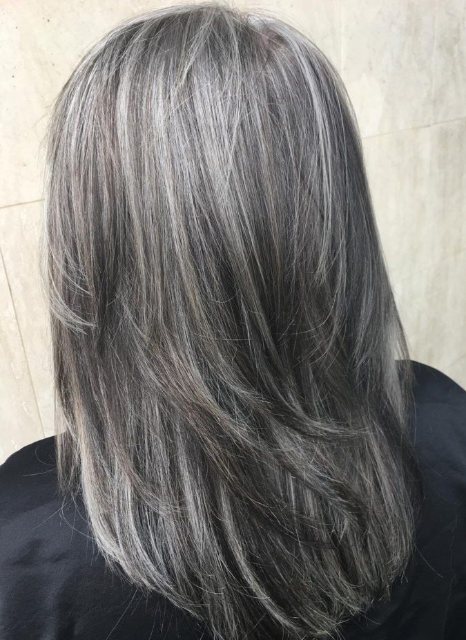 The Gray and layered hair 1 15 Beautiful Gray Hairstyles that Suit All Women Over 50 - 4