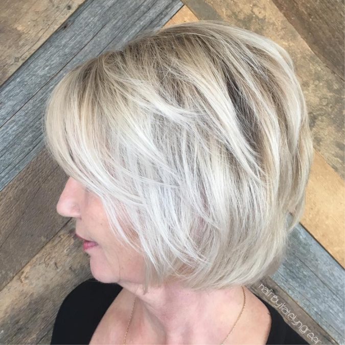 25 Best Trendy Hairstyles for Women over 40 to Look Younger 49 The Icy blonde 25 Best Trendy Hairstyles for Women over 40 to Look Younger - 49