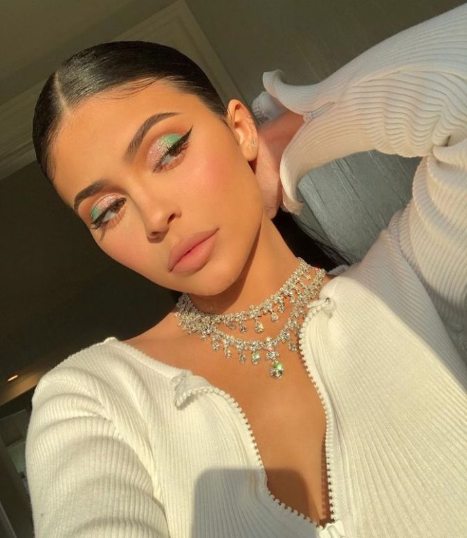 Best 10 Colorful Face Makeup Looks to Try 15 Watercolor Lids. Best 10 Colorful Face Makeup Looks to Try - 15