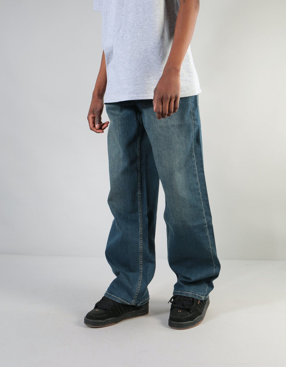 Baggy-Clothing. Top 10 Outdated Fashion and Clothing Trends to Avoid in 2021