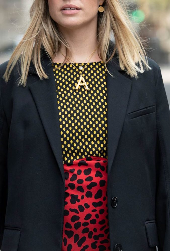 Top 10 Outdated Fashion and Clothing Trends to Avoid 12 Letter Necklaces Top 10 Outdated Fashion and Clothing Trends to Avoid - 12