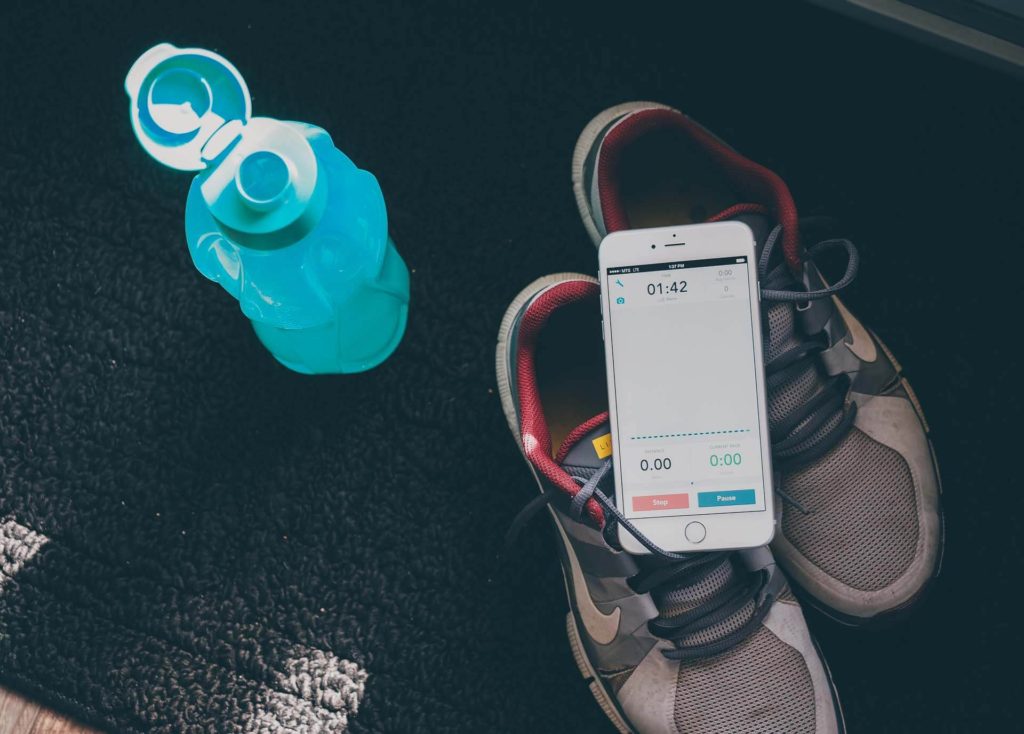 Top 7 Women Fitness Apps to Lose Weight Easily 20 RunKeeper Top 7 Women Fitness Apps to Lose Weight Easily - 20