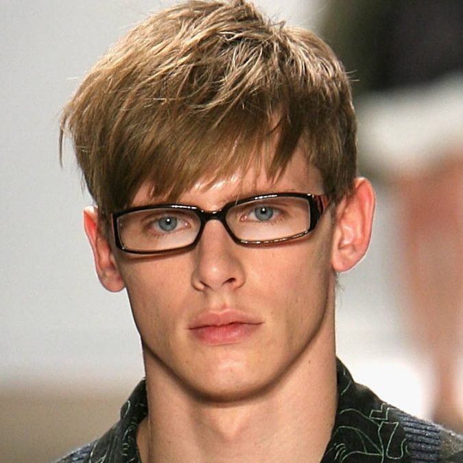 The-side-swept-bangs-hairstyle-675x675 Top 10 Hottest Hairstyles To Suit Men With Round Faces