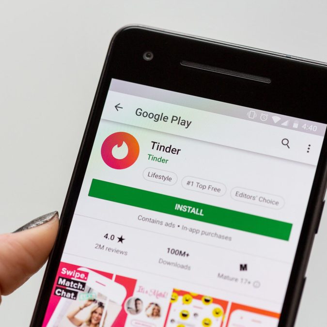 Online Dating: Read Reviews to Avoid Frustration 4 tinder online dating app Online Dating: Read Reviews to Avoid Frustration - 4