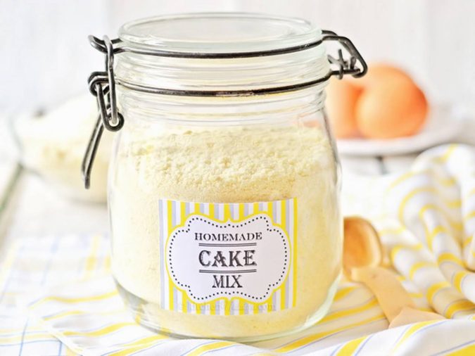 A do it yourself cake box 20 Unexpected and Creative Gift Ideas for Best Friends - 18