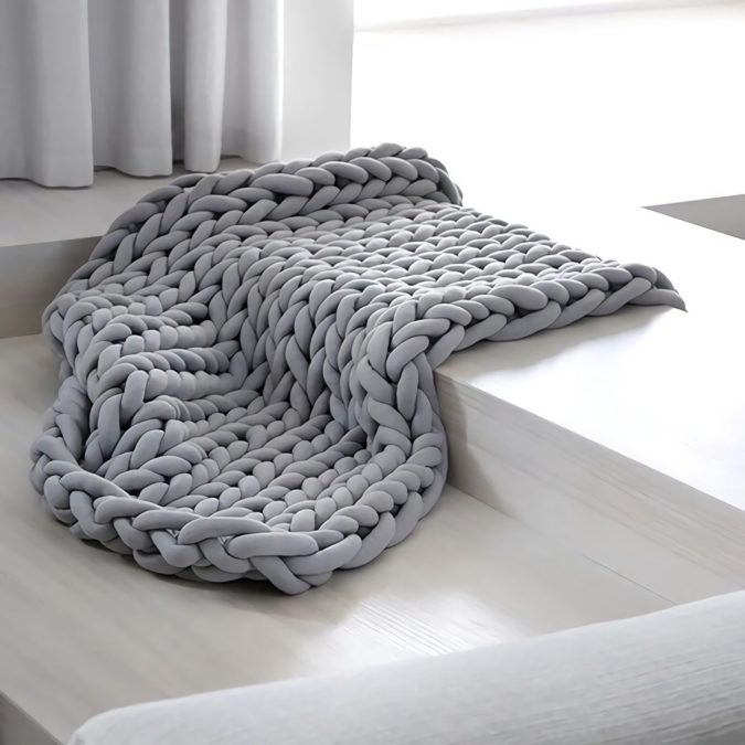 Blanket 20 Unexpected and Creative Gift Ideas for Best Friends - 9