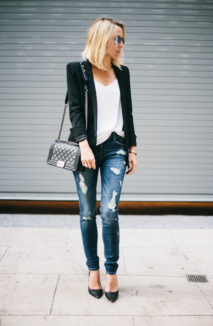 120+ Fashion Trends and Looks for College Students 2 Blazer and Jeans. 3 120+ Fashion Trends and Looks for College Students - 2