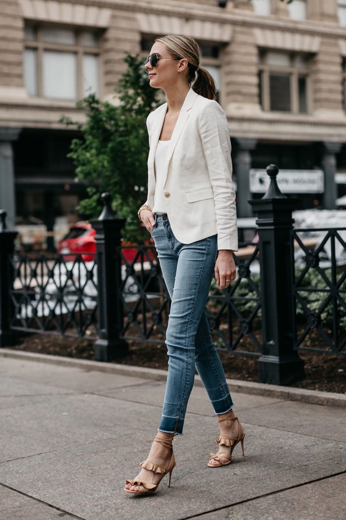120+ Fashion Trends and Looks for College Students 6 Blazer and Jeans.. 120+ Fashion Trends and Looks for College Students - 6