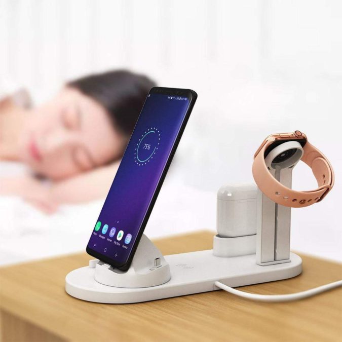 Charging docks. 20 Unexpected and Creative Gift Ideas for Best Friends - 36