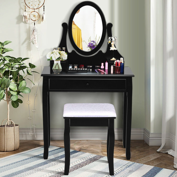 Conventional-vanity-table..-675x675 Hottest 50+ Stylish Makeup Vanity Ideas