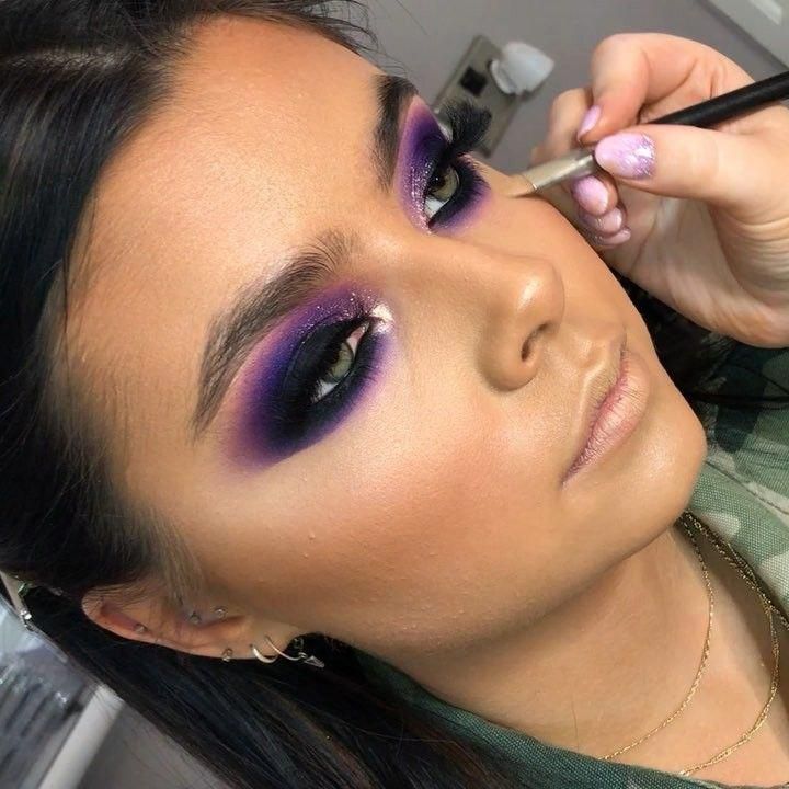 Dark-outlined-Purple-Color-Smokey-Eyes-4 60+ Hottest Smokey Eye Makeup Looks in 2022