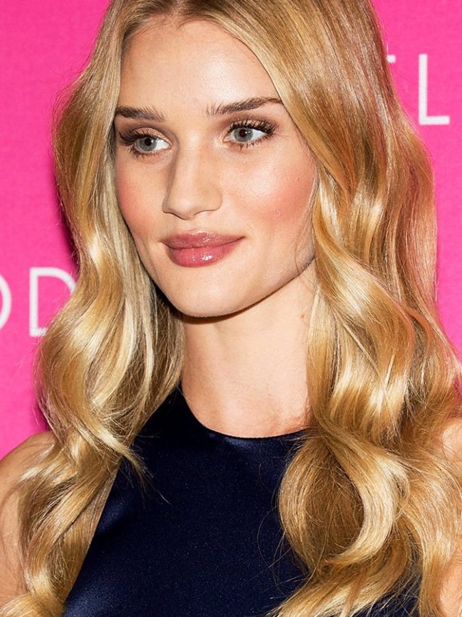 Gold blonde 2 Top 10 Hair Color Trends for Blonde Women - 59