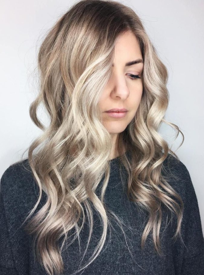 Greige Blonde. Top 10 Hair Color Trends for Blonde Women - 28