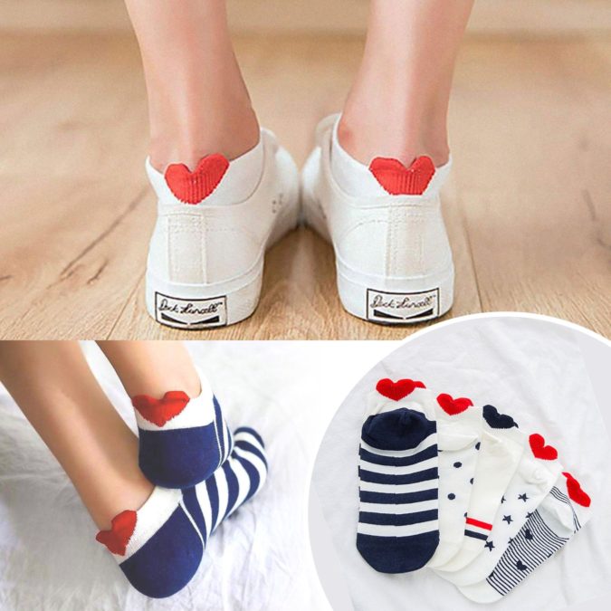 Joyful socks. 1 20 Unexpected and Creative Gift Ideas for Best Friends - 17