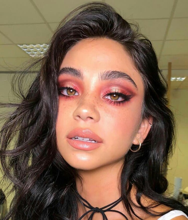 Pink summertime eye makeup 5 60+ Hottest Smokey Eye Makeup Looks - 91