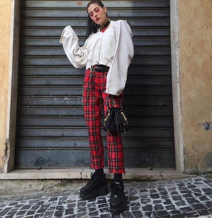 120+ Fashion Trends and Looks for College Students 1 Punky Pants. 120+ Fashion Trends and Looks for College Students - 1