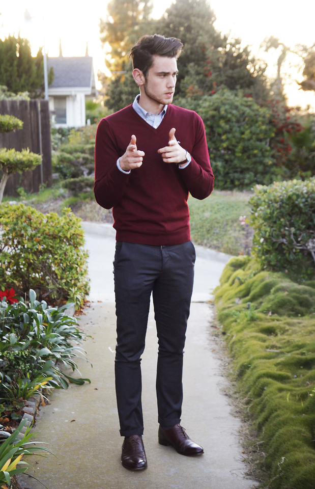 120+ Fashion Trends and Looks for College Students 5 Sweater and long sleeve button down. 1 120+ Fashion Trends and Looks for College Students - 5