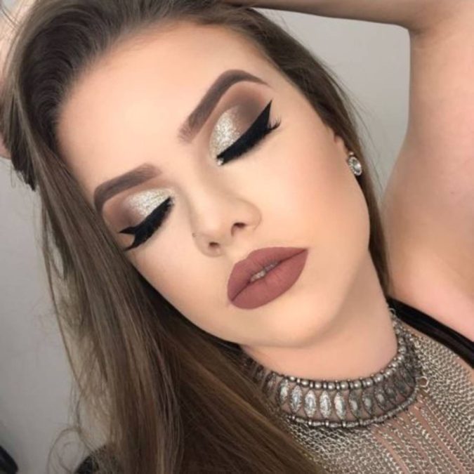 black-and-silver.-3-675x675 60+ Hottest Smokey Eye Makeup Looks in 2022