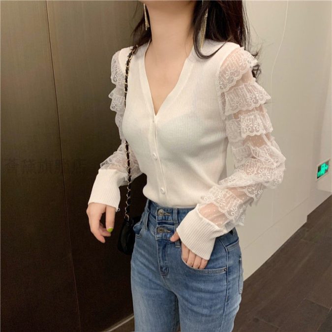wmen business outfot v neck sweater What Women Should Wear for a Business Meeting [60+ Outfit Ideas] - 9