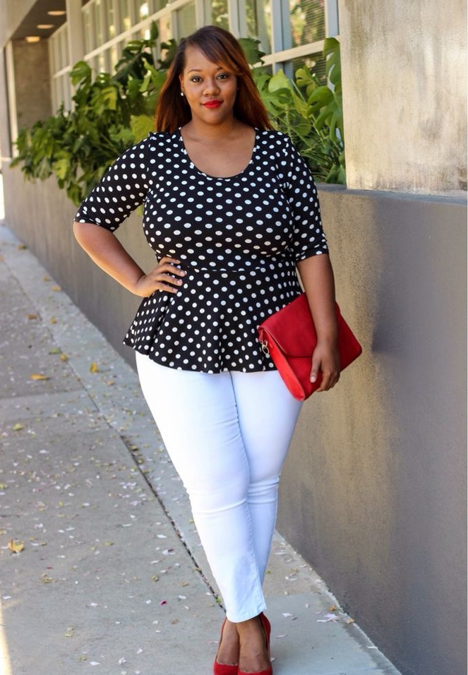 Body fitted blouse. 1 115+ Elegant Work Outfit Ideas for Plus Size Ladies - 2