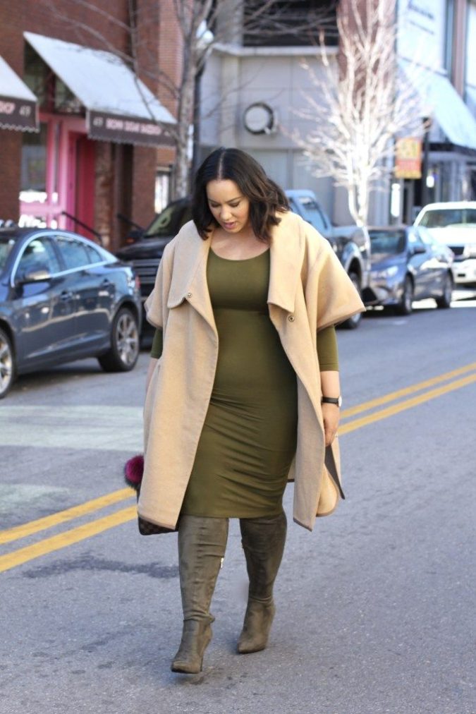 115+ Elegant Work Outfit Ideas for Plus Size Ladies 3 Body fitted office gown and suit. 2 115+ Elegant Work Outfit Ideas for Plus Size Ladies - 3