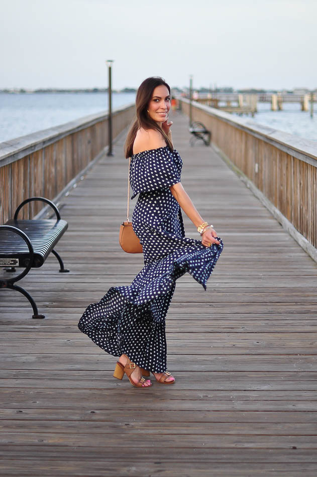 Breezy maxi dress. 140 First-Date Outfit Ideas That Make You Special - 11