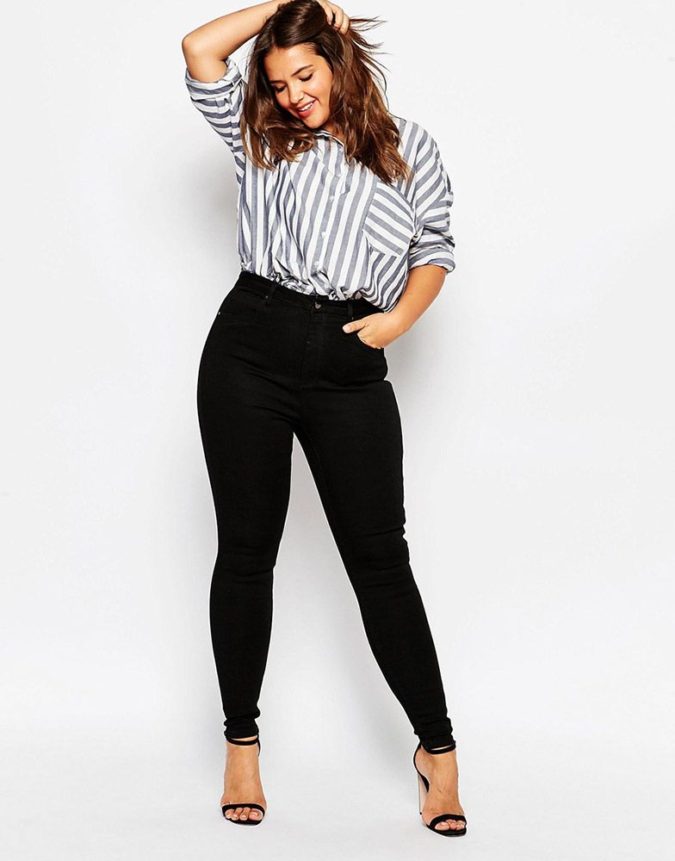 Button-top-and-jean-trousers-675x861 115+ Elegant Work Outfit Ideas for Plus Size Ladies