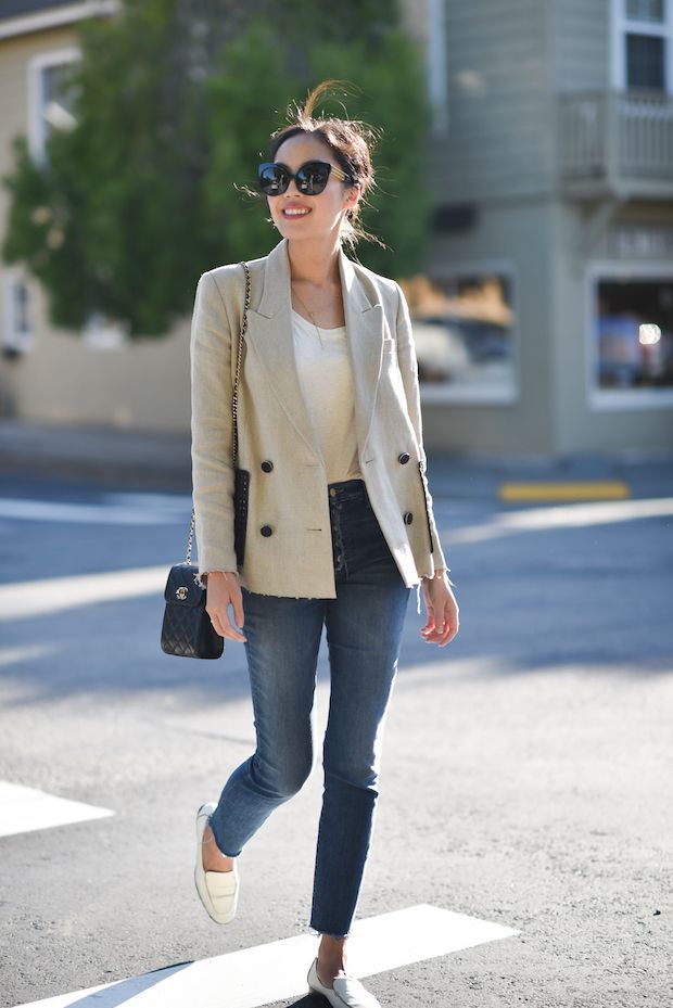 Casual jacket. 140 First-Date Outfit Ideas That Make You Special - 34